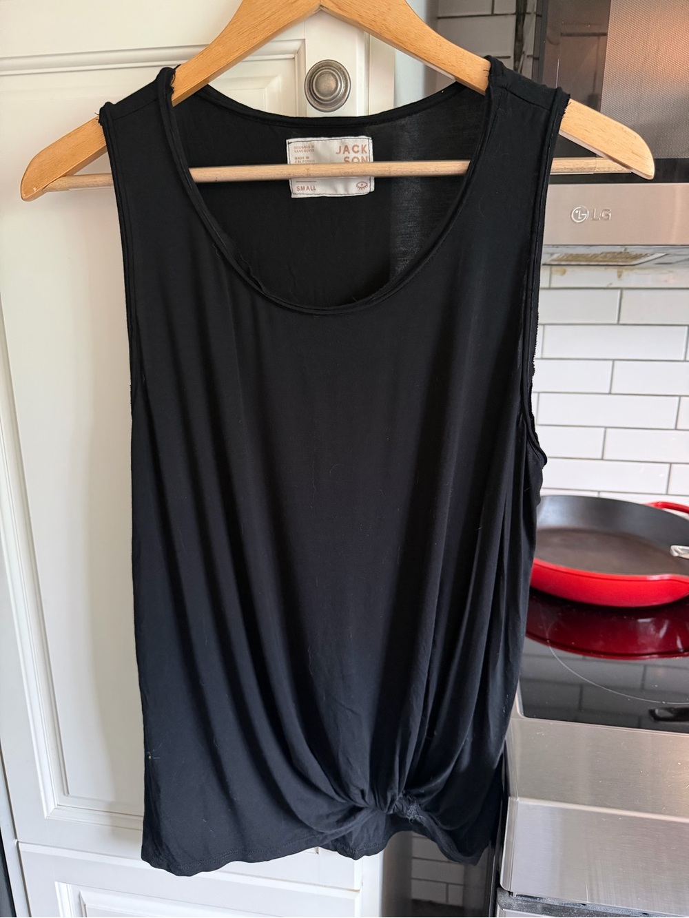 Jackson Rowe Black Tank Top with Subtle Knot Detail Sz Small